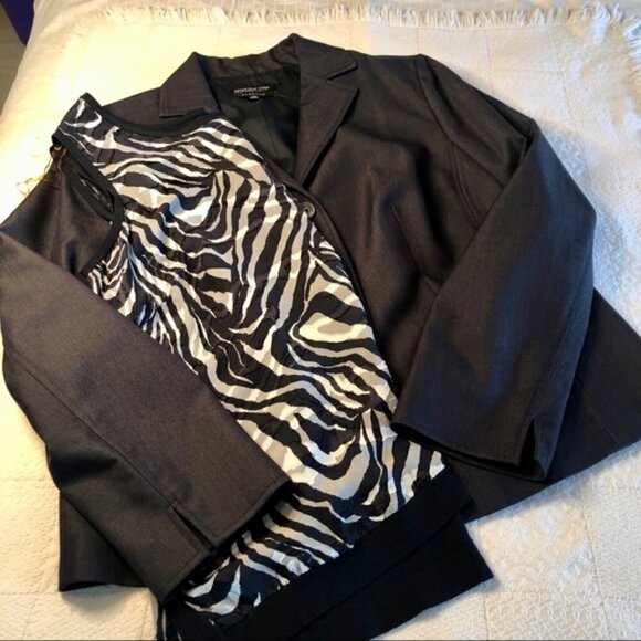 Jones NY Blouse Navy White Animal Zebra Print Scoop Neck SleevelessTop size 1X - Picture 10 of 12